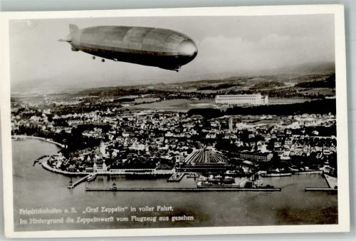 W7990 Friedrichshafen Fliegeraufnahme Strähle Zeppelin Foto AK
