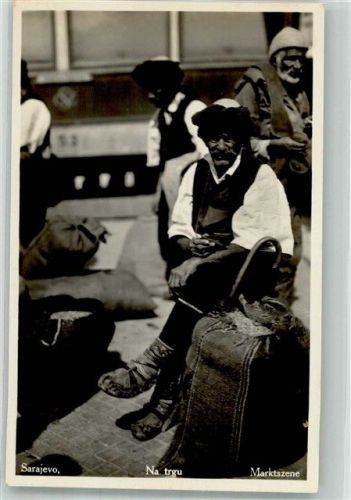 Sarajevo Marktszene Tracht
