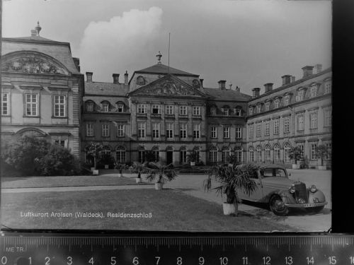 34454 W3548 Arolsen GLASNEGATIV Residenzschloss
