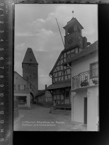 Altweilnau Rathaus u. Glockenturm