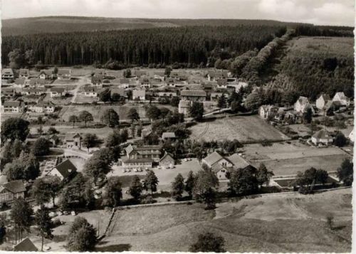 um 1960/70 Neuhaus im Solling, Luftaufnahme Nr. 22607,Schöning & Co. AKU1
