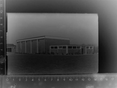 47906 W4152 St. Hubert GLASNEGATIV Turnhalle