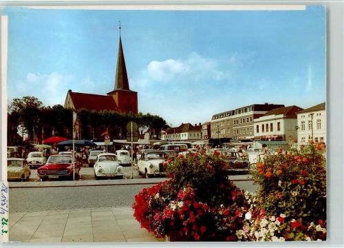 Neustadt Marktplatz Kirche Autos