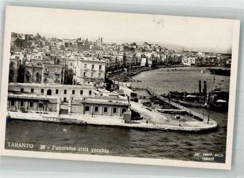 Taranto Hafen Panorama