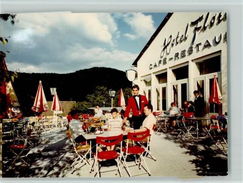 Edersee Hotel Floren Terrasse Kellner