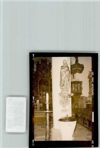 Pottenstein Pfarrkirche Innenaufnahme Taufbecken