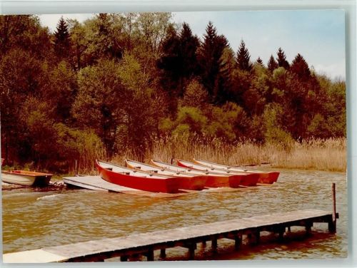 Höhenried Rote Ruderboote