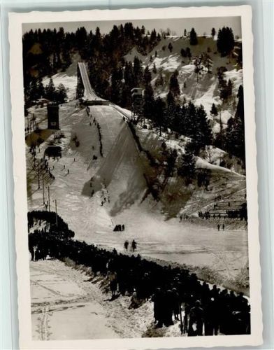 Garmisch-Partenkirchen Große Olympiaschanze Winteraufnahme
