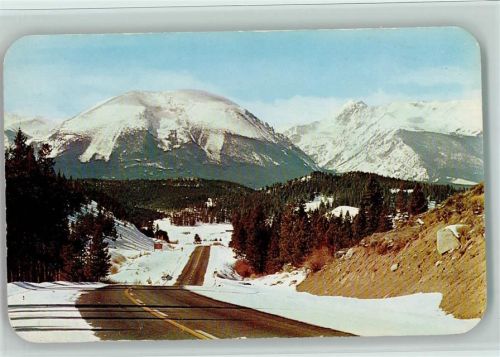 Verschneite Winterberge Highway US 6 Loveland Pass Colorado