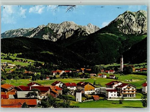 Pfronten Kirche St. Nikolaus mit Schlicke Köllespitze Roßberg