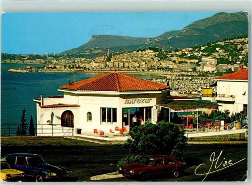 Menton Vue sur Menton et le Mont Agel