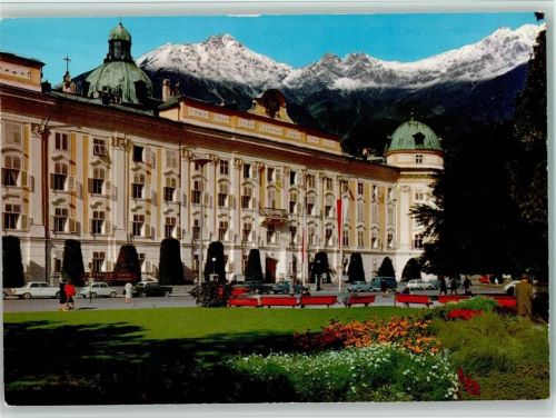 Innsbruck VW Käfer Zeit an der Hofburg