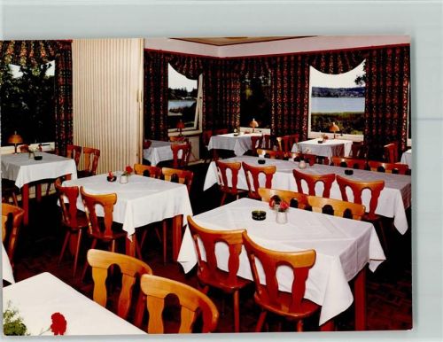 Pönitz Restaurant Landhaus am See Innenaufnahme Gastraum