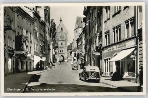 Überlingen Auto Franziskanerstraße Tor Fahrrad Uhr