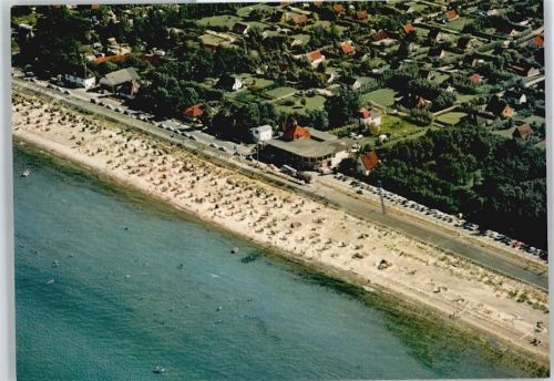 St. Michaelisdonn Fliegeraufnahme Strand Auto