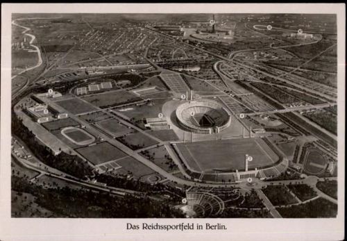 Charlottenburg Fliegeraufnahme, Stadion