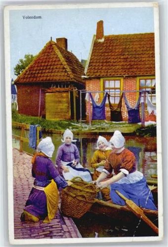 Volendam Trachten