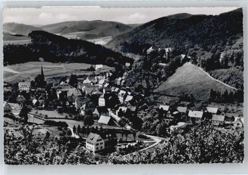Bilstein Gesamtansicht mit Kirche