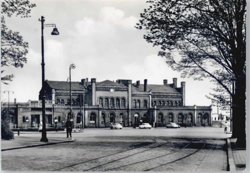 Halberstadt Bahnhof Auto