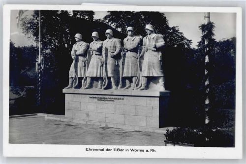 Worms Ehrenmal der 118er