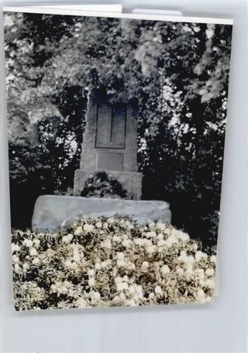 Groß Lessen Foto mit Negativ, Ehrenmal