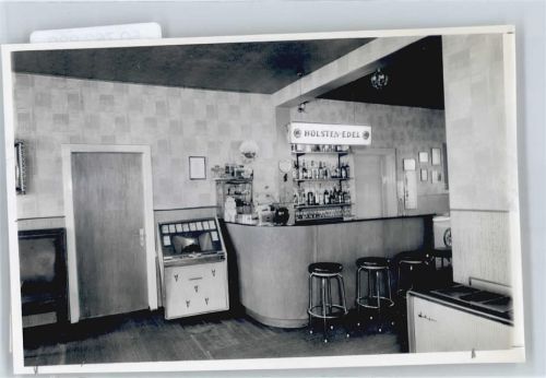 Loit Foto mit Negativ, Gasthof