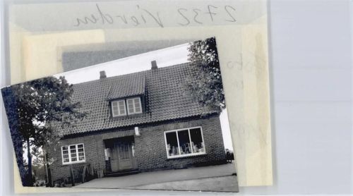 Vierden Foto mit Negativ
