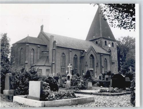 Wechold Foto mit Negativ, Kirche, Friedhof
