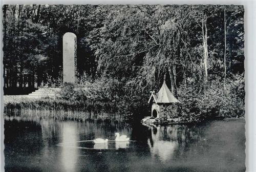 Heiligenhafen Parkteich Kriegerdenkmal