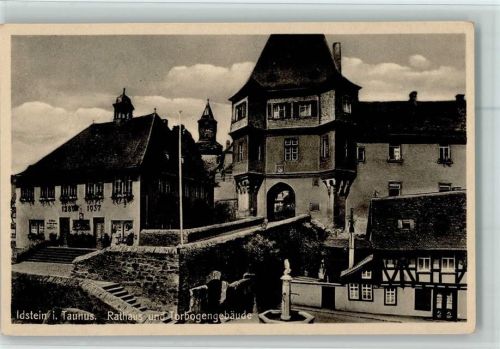 Idstein Rathaus und Torbogengebäude