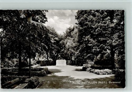 Neukirchen-Vluyn Ehrenmal