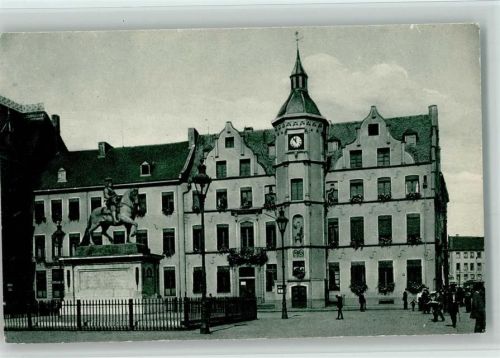 Düsseldorf Serie II Nr. 11 Rathaus mit Jan Wellem-Denkmal