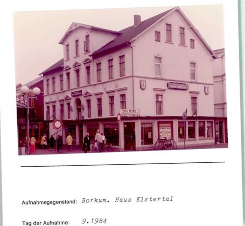 Borkum Haus Elstertal Foto montiert auf Karton