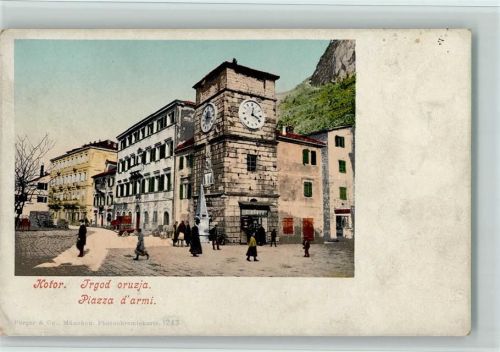 Kotor Platz der Bewaffnung