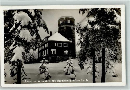 Oberkirchen Astenturm im Rauhreif Winteraufnahme