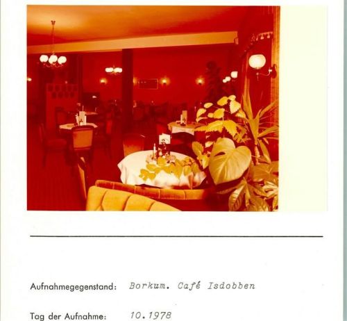 Borkum Café Isdobben Innenaufnahme Gastraum Foto montiert auf Karton