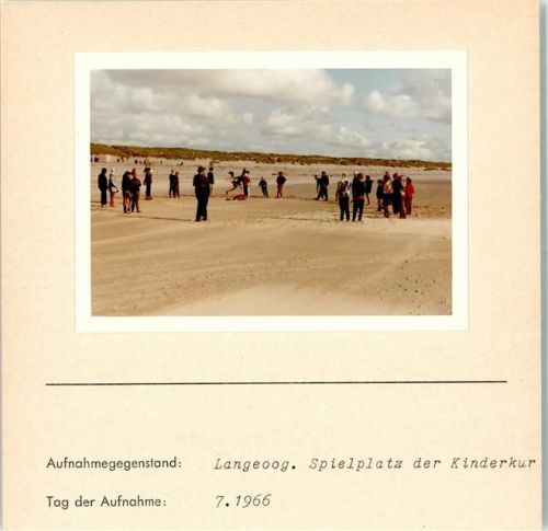 Langeoog Spielplatz der Kinderkur Foto montiert auf Karton
