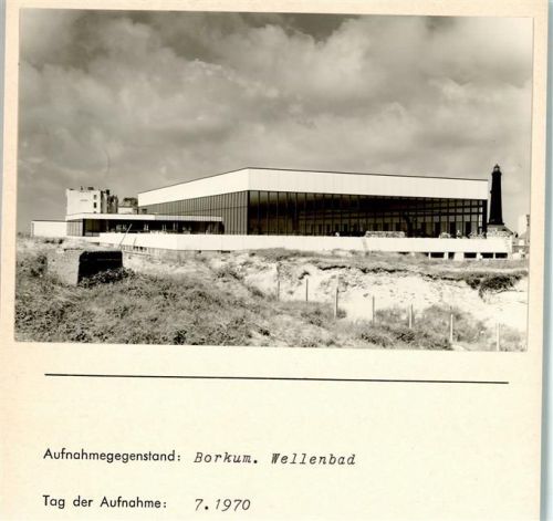 Borkum Wellenbad Leuchtturm Außenaufnahme Foto montiert auf Karton