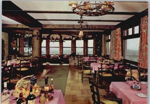 Bühl Burg Windeck Hotel Burggaststätte Innenaufnahme