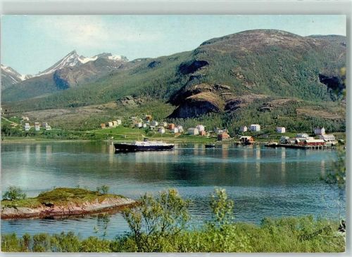 Ornes Hurtigruteanlopssted ved innlopet til Glomfjord