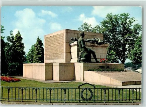 Luxembourg Place de la Constitution Le Monument du Souvenir