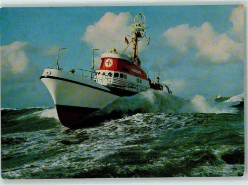 Rettungskreuzer in voller Fahrt AK