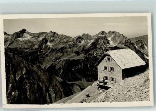 Waltenberger Haus Beschreibung aufgeklebt