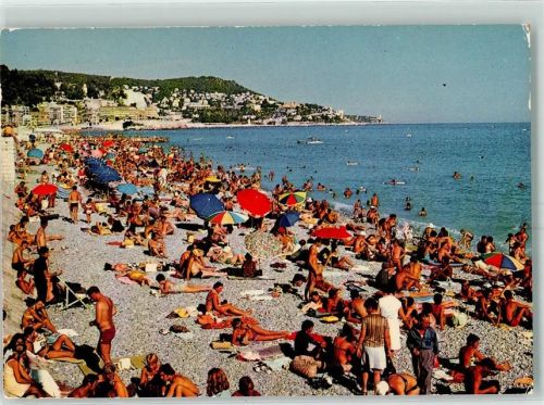 Nice Dans le fond le Mont Boron Strand Badegäste