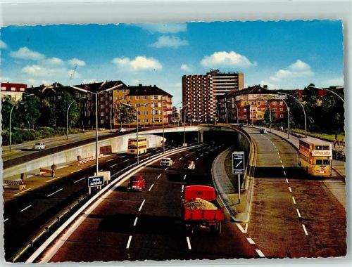 Halensee Stadtautobahn Doppeldeckerbus Hochhäuser