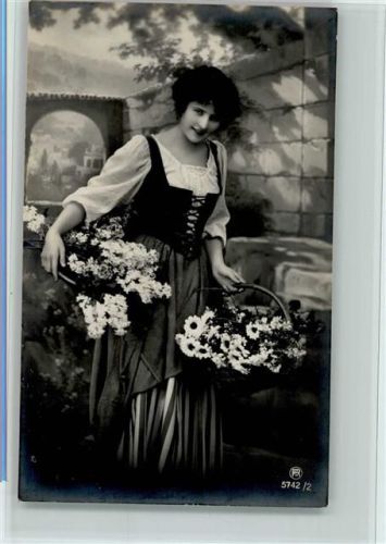 Serie 5742-2 Frau mit Blumenkörbe, gute Erhaltung AK