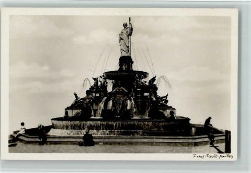 Nantes 1938 La Fontaine Place Royale AK