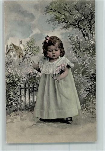 1900 Serie 2009 - Kleine Mädchen hat den Schmetterlin am Arm, gute Erhaltung
