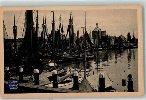 Enkhuizen Fischerhafen mit Blick auf Drommedaris