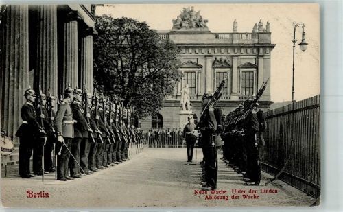 Berlin Mitte Ablösung der Wache Unter den Linden AK
